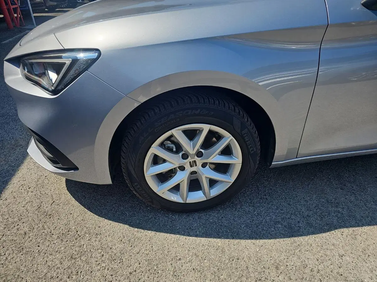 SEAT Leon usata a Lecco (7)