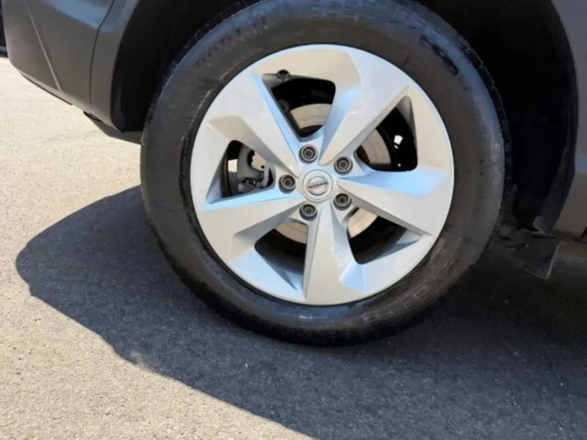 Nissan Qashqai usata a Caltanissetta (10)