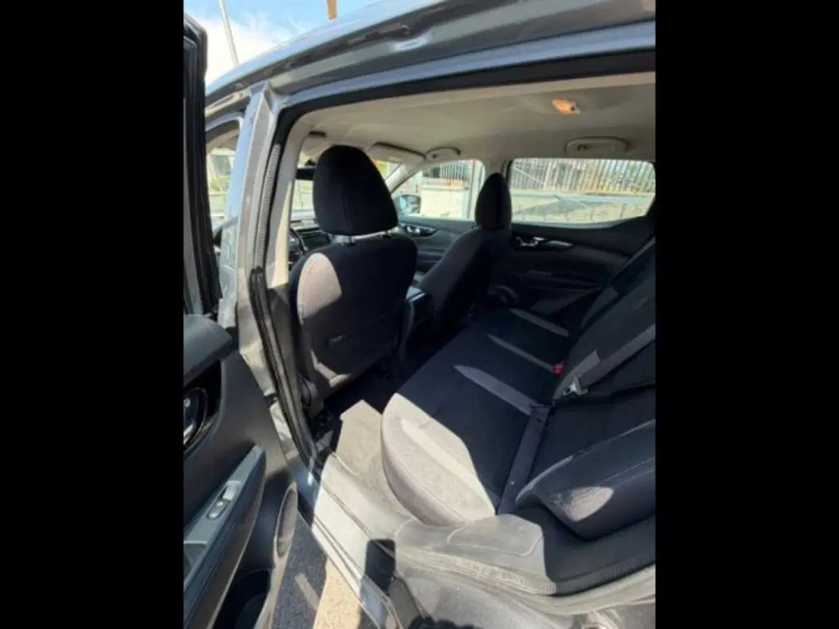 Nissan Qashqai usata a Caltanissetta (15)