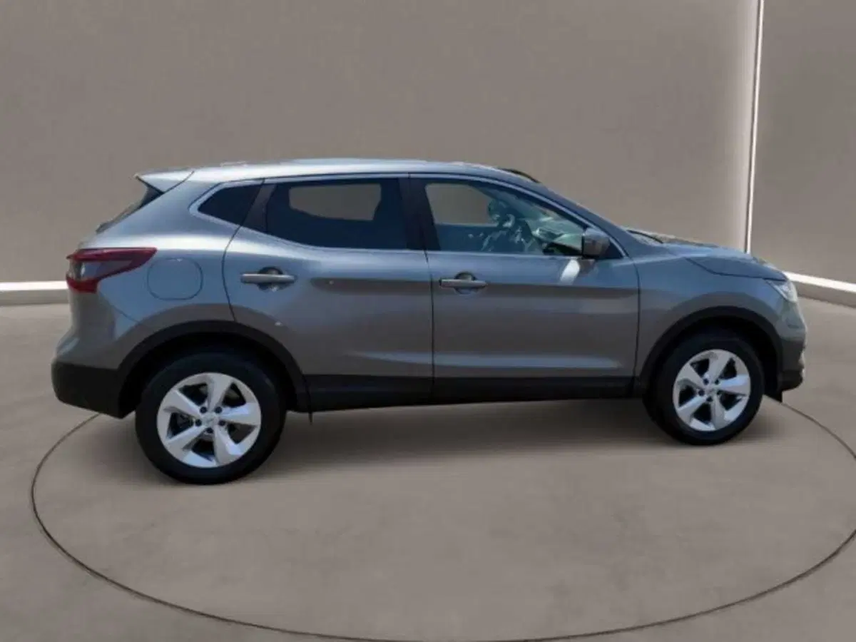 Nissan Qashqai usata a Caltanissetta (4)