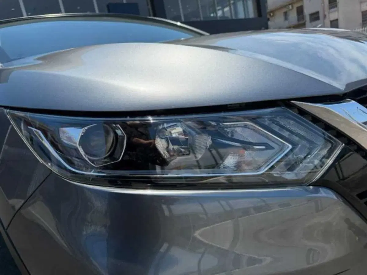 Nissan Qashqai usata a Caltanissetta (9)