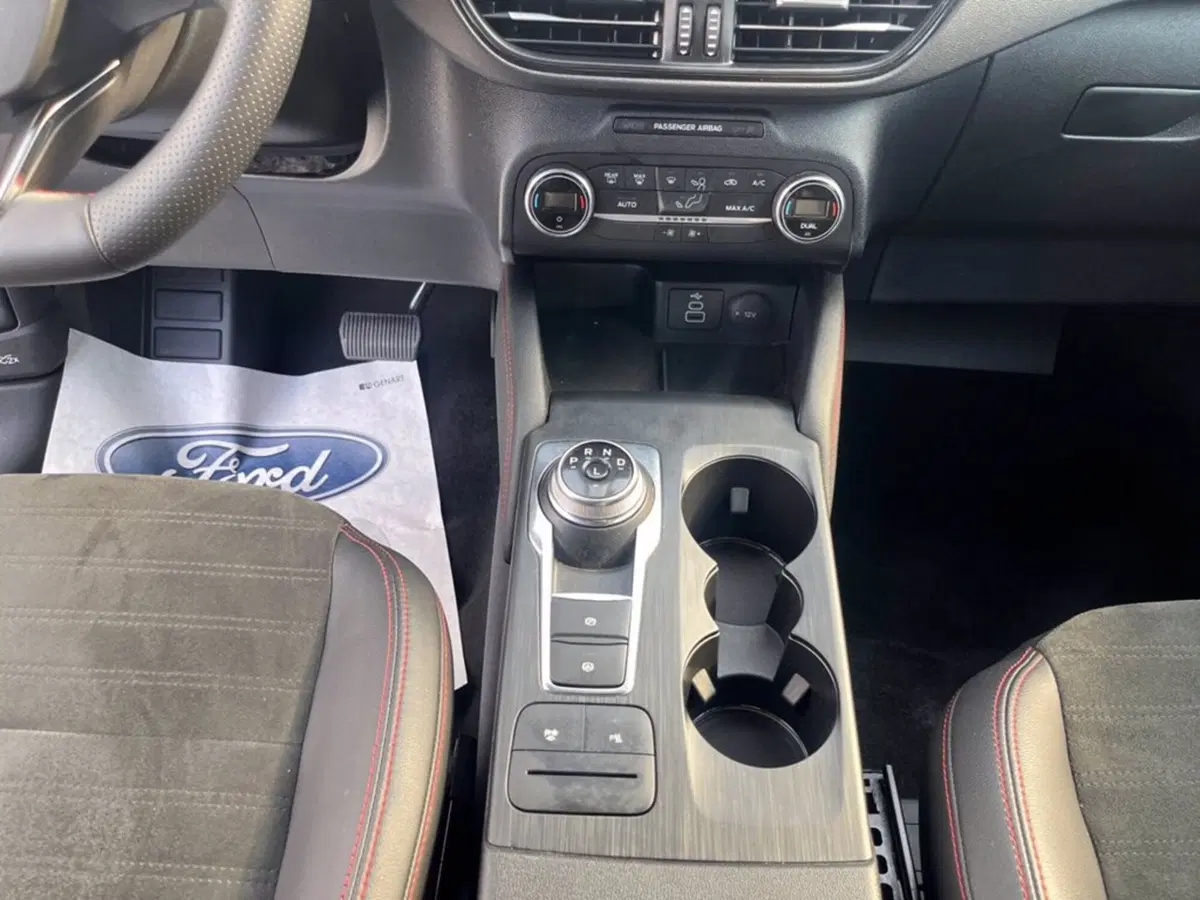 Ford Kuga usata a Milano (16)