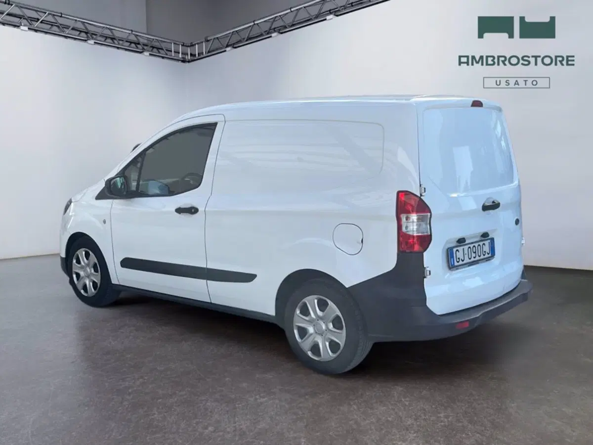 Ford Transit Courier Furgone usata a Milano (3)