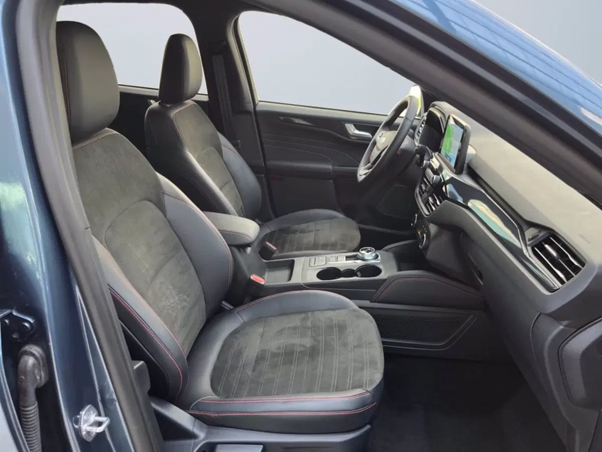 Ford Kuga usata a Milano (15)
