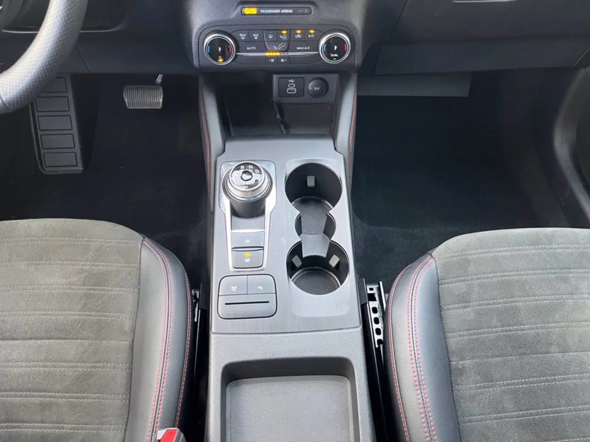 Ford Kuga usata a Milano (16)