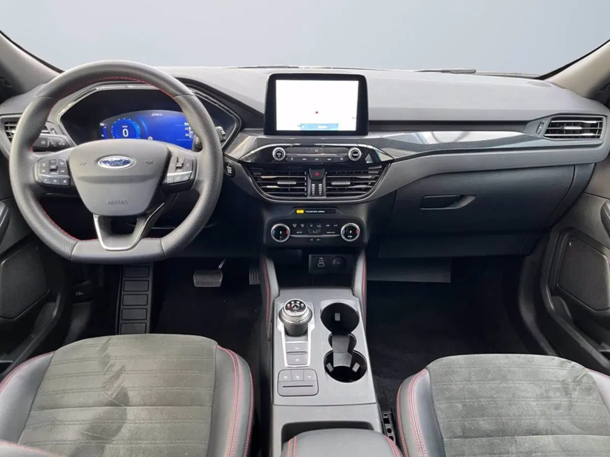 Ford Kuga usata a Milano (11)