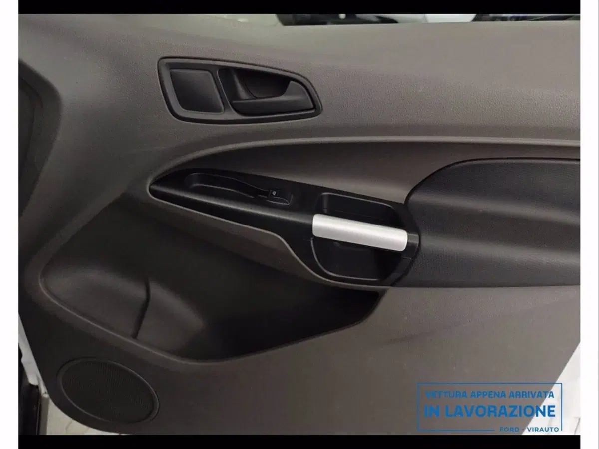 Ford Transit Connect Furgone usata a Catania (14)