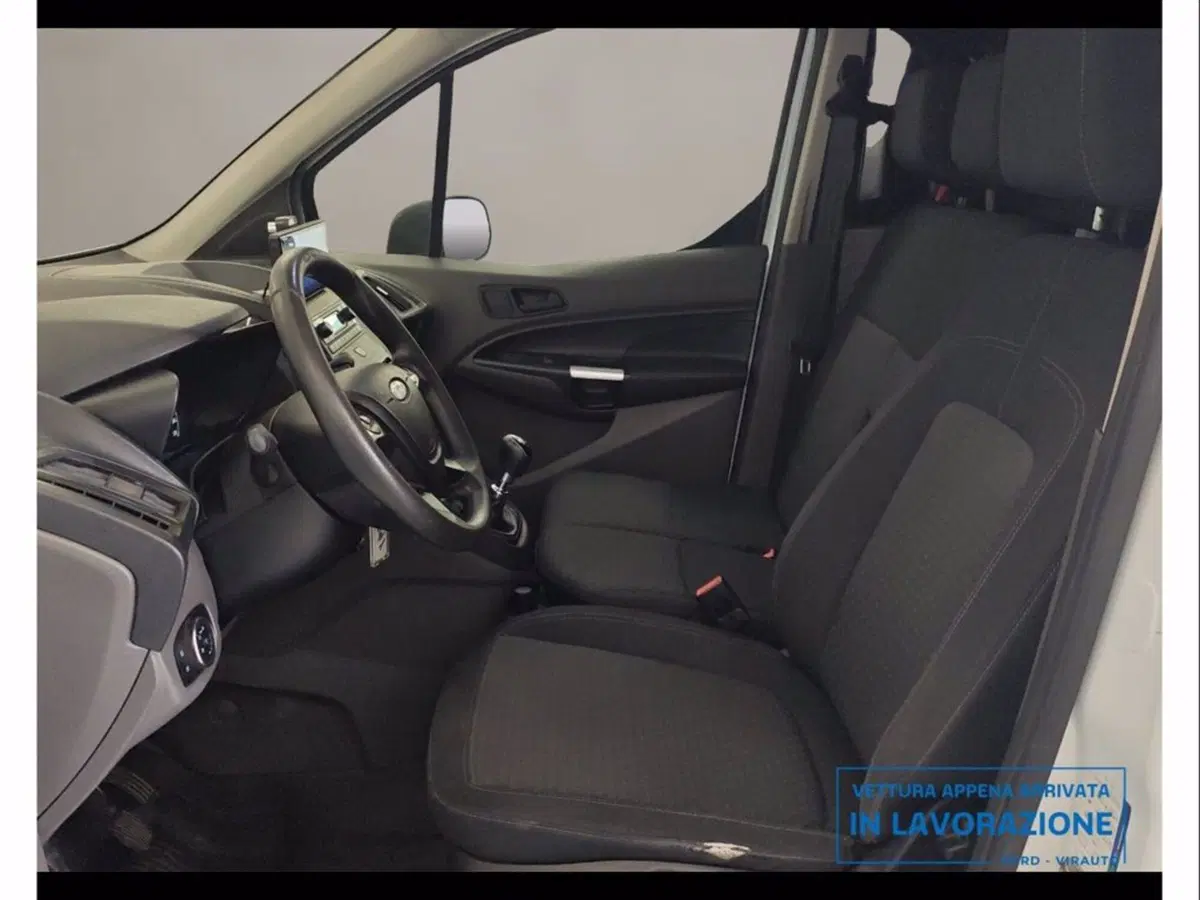 Ford Transit Connect Furgone usata a Catania (9)