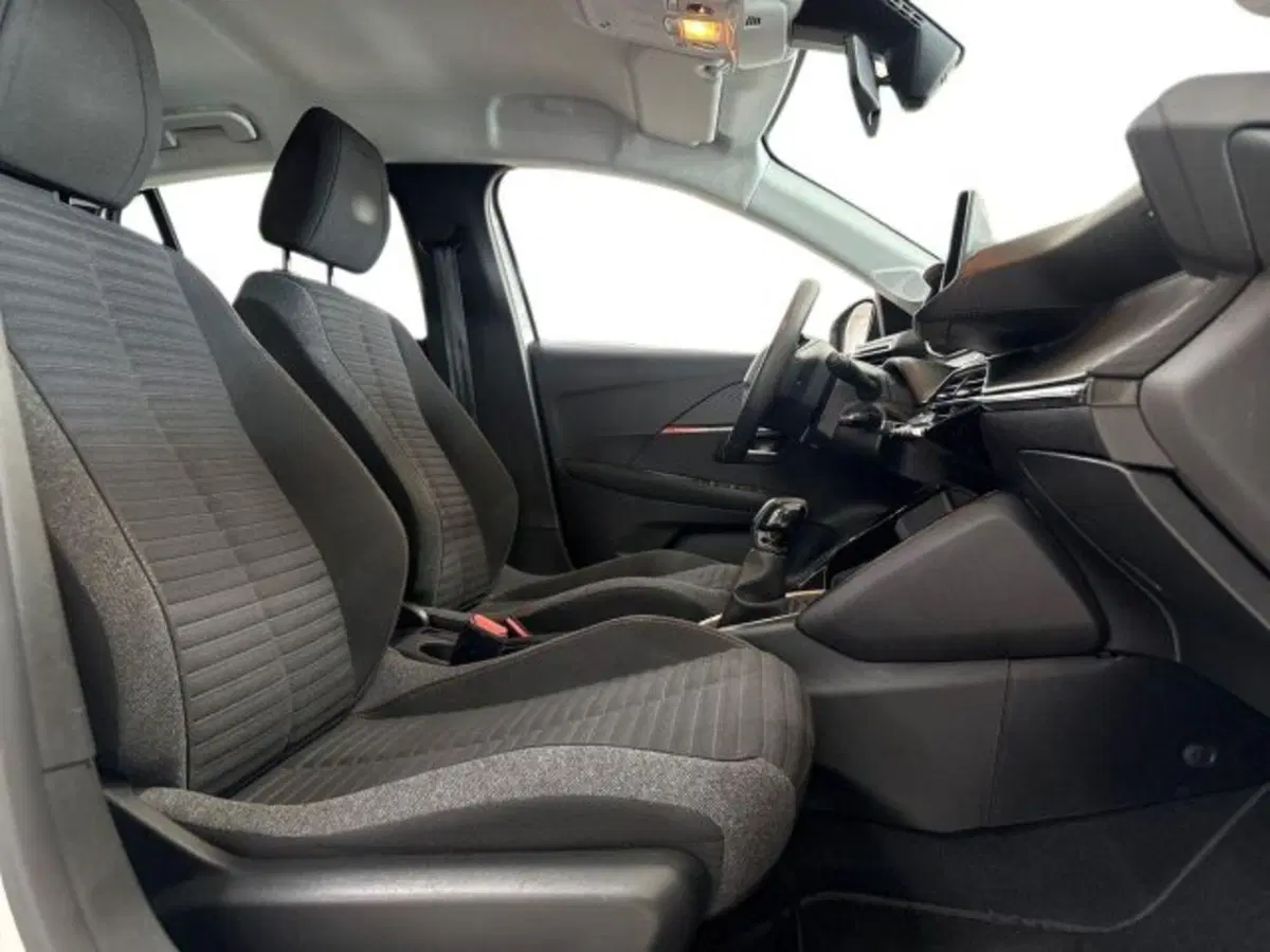 Peugeot 208 usata a Catania (10)