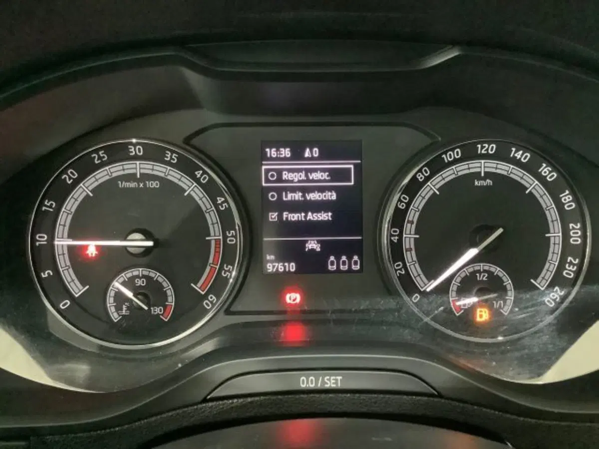 Skoda Karoq usata a Catania (15)
