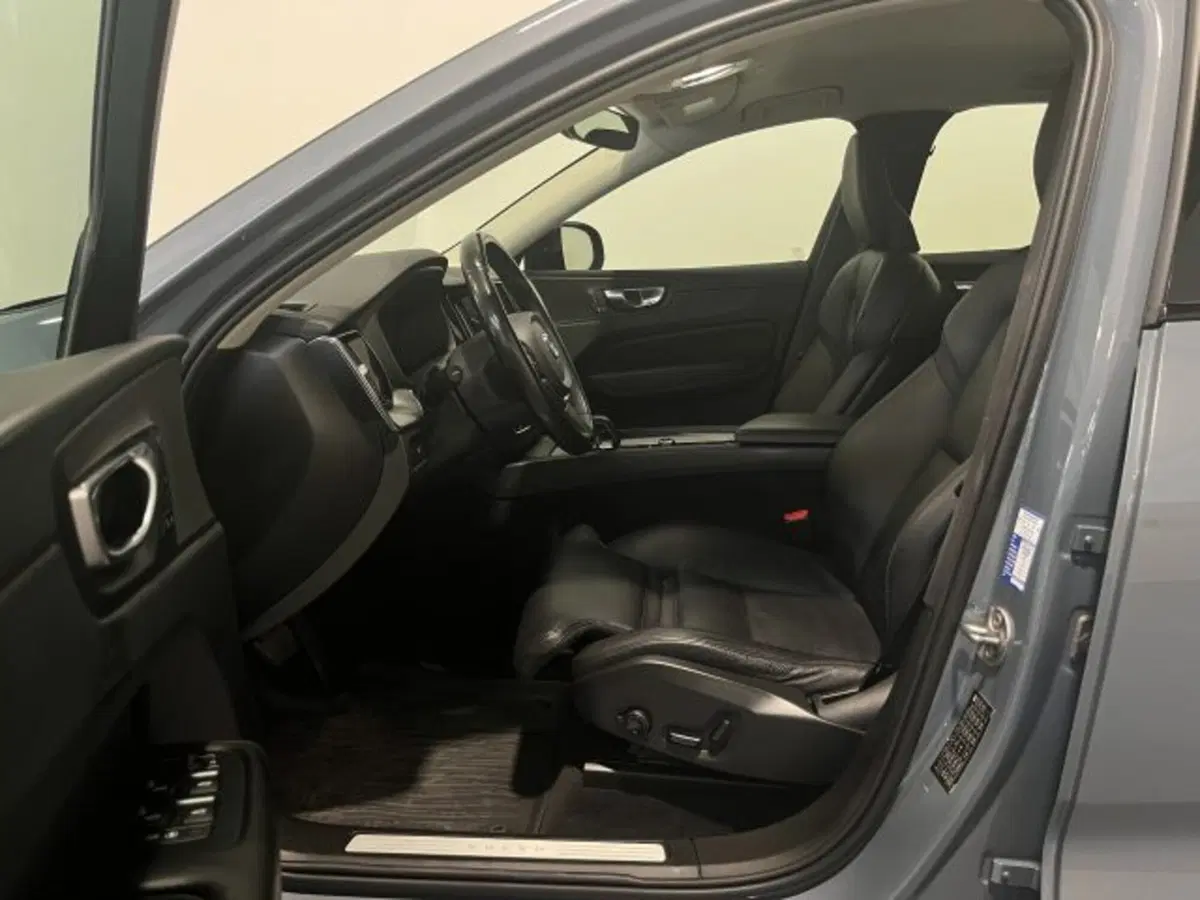 Volvo XC60 usata a Treviso (12)