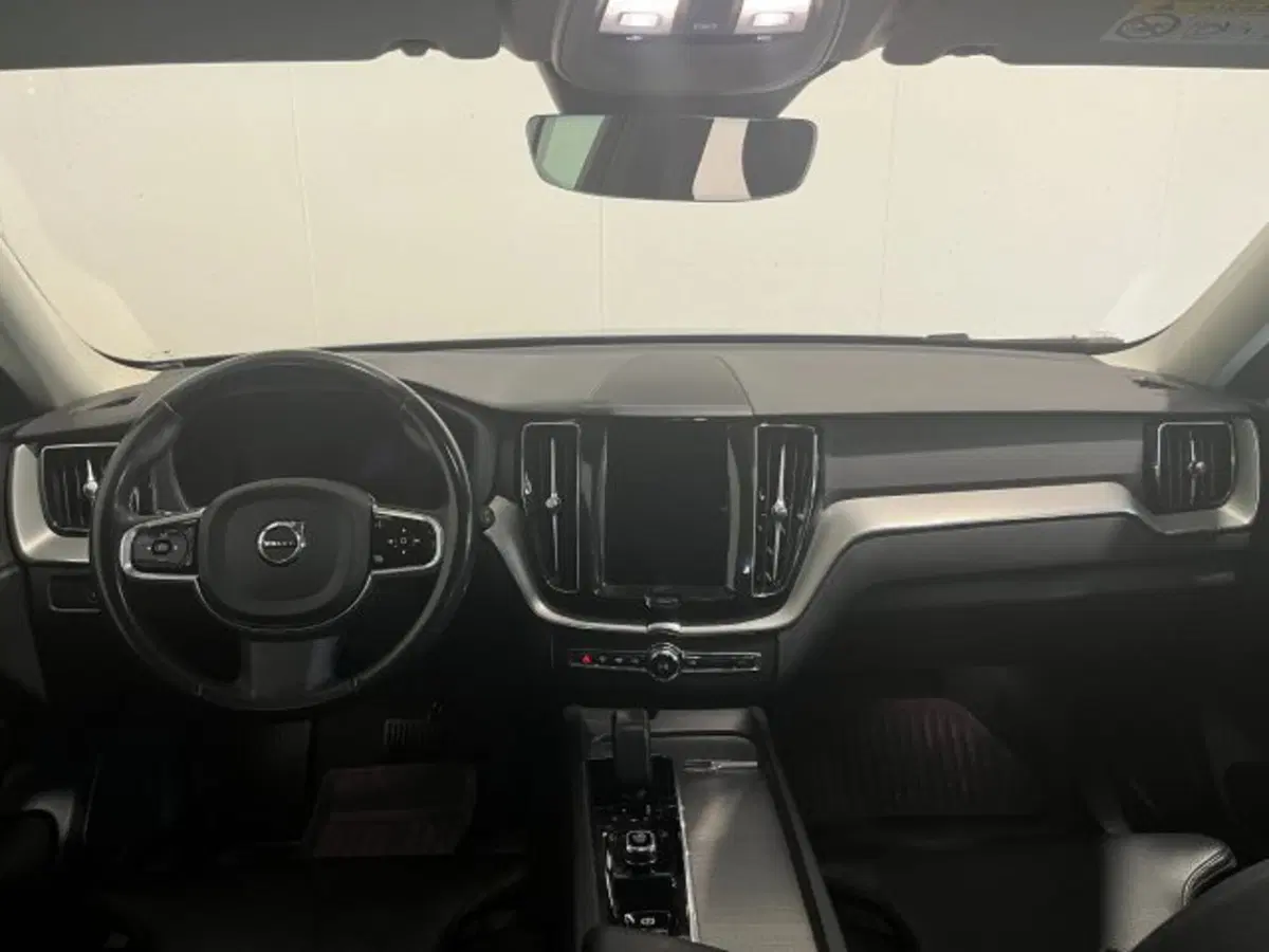 Volvo XC60 usata a Treviso (5)