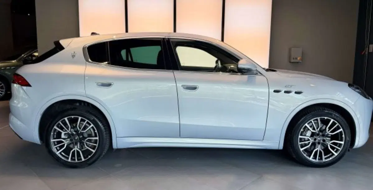 Maserati Grecale usata a Torino (5)