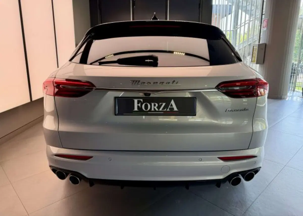 Maserati Grecale usata a Torino (7)