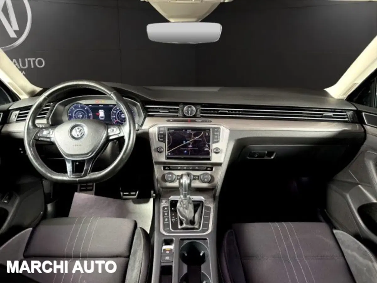 Volkswagen Passat Variant usata a Perugia (12)