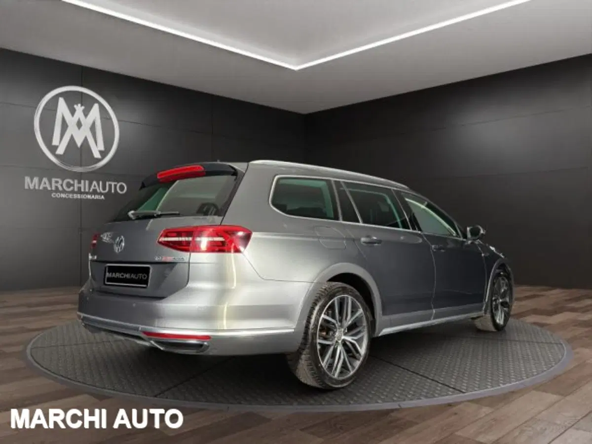 Volkswagen Passat Variant usata a Perugia (5)