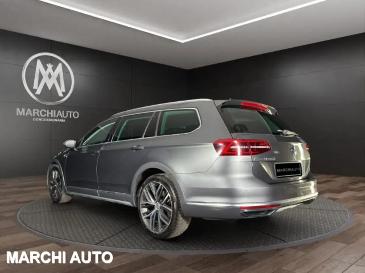 Volkswagen Passat Variant usata a Perugia (7)