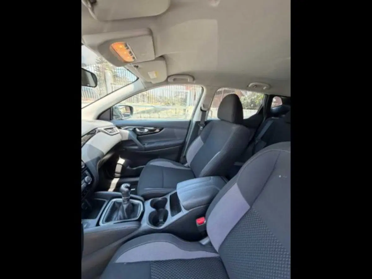 Nissan Qashqai usata a Caltanissetta (14)