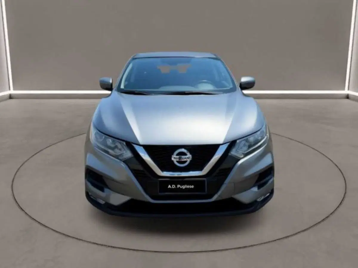 Nissan Qashqai usata a Caltanissetta (2)