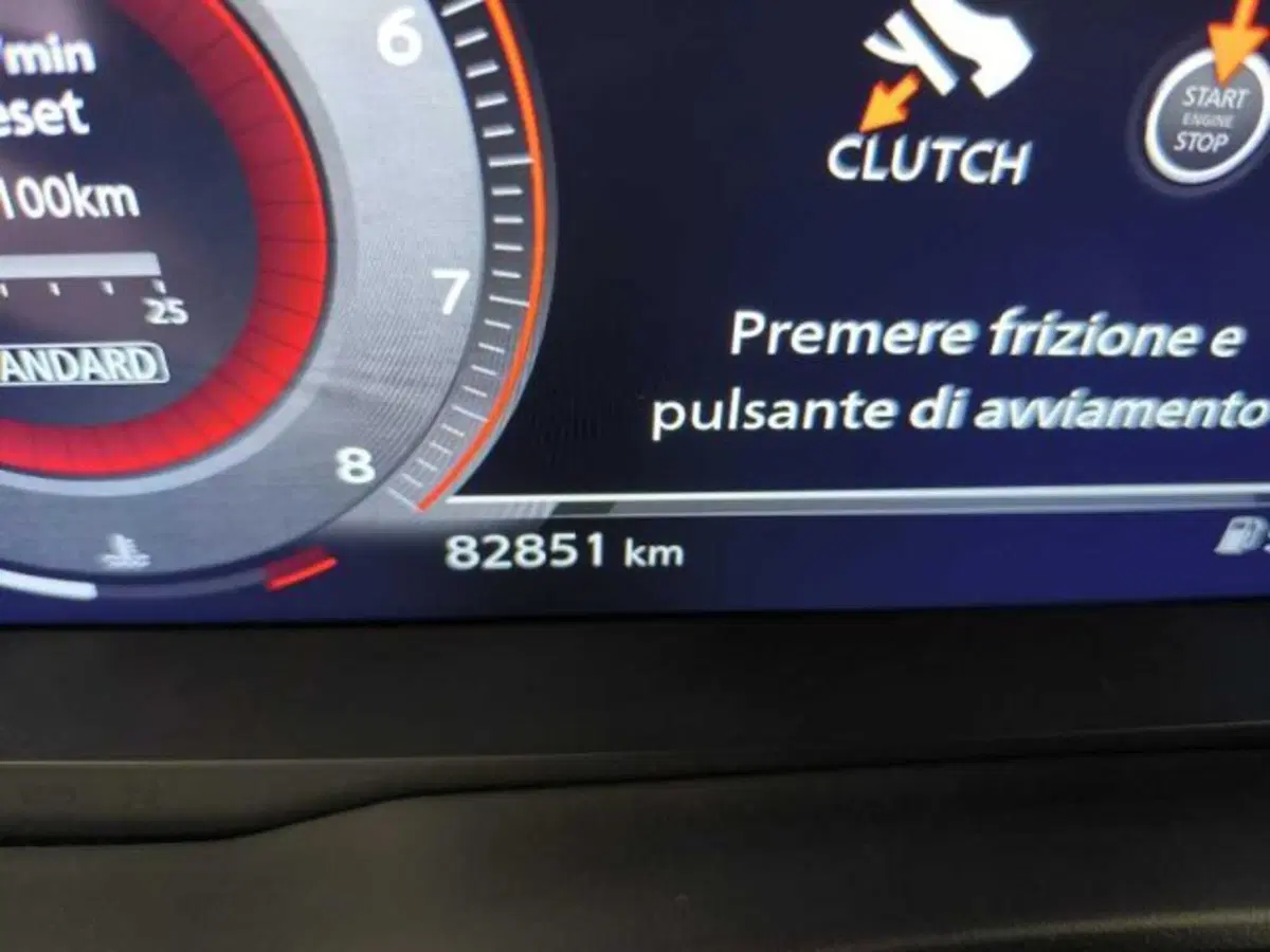 Nissan Qashqai usata a Caltanissetta (13)