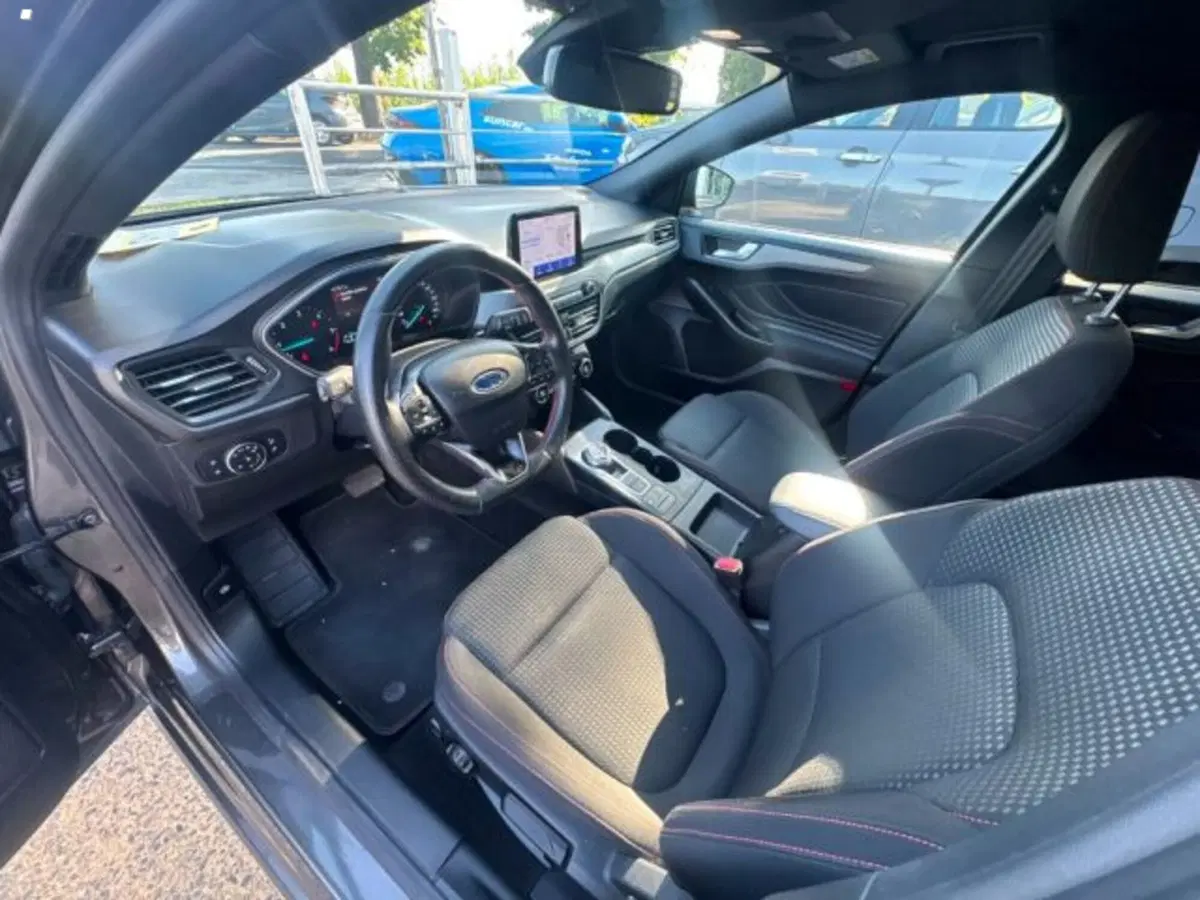 Ford Focus usata a Lucca (8)
