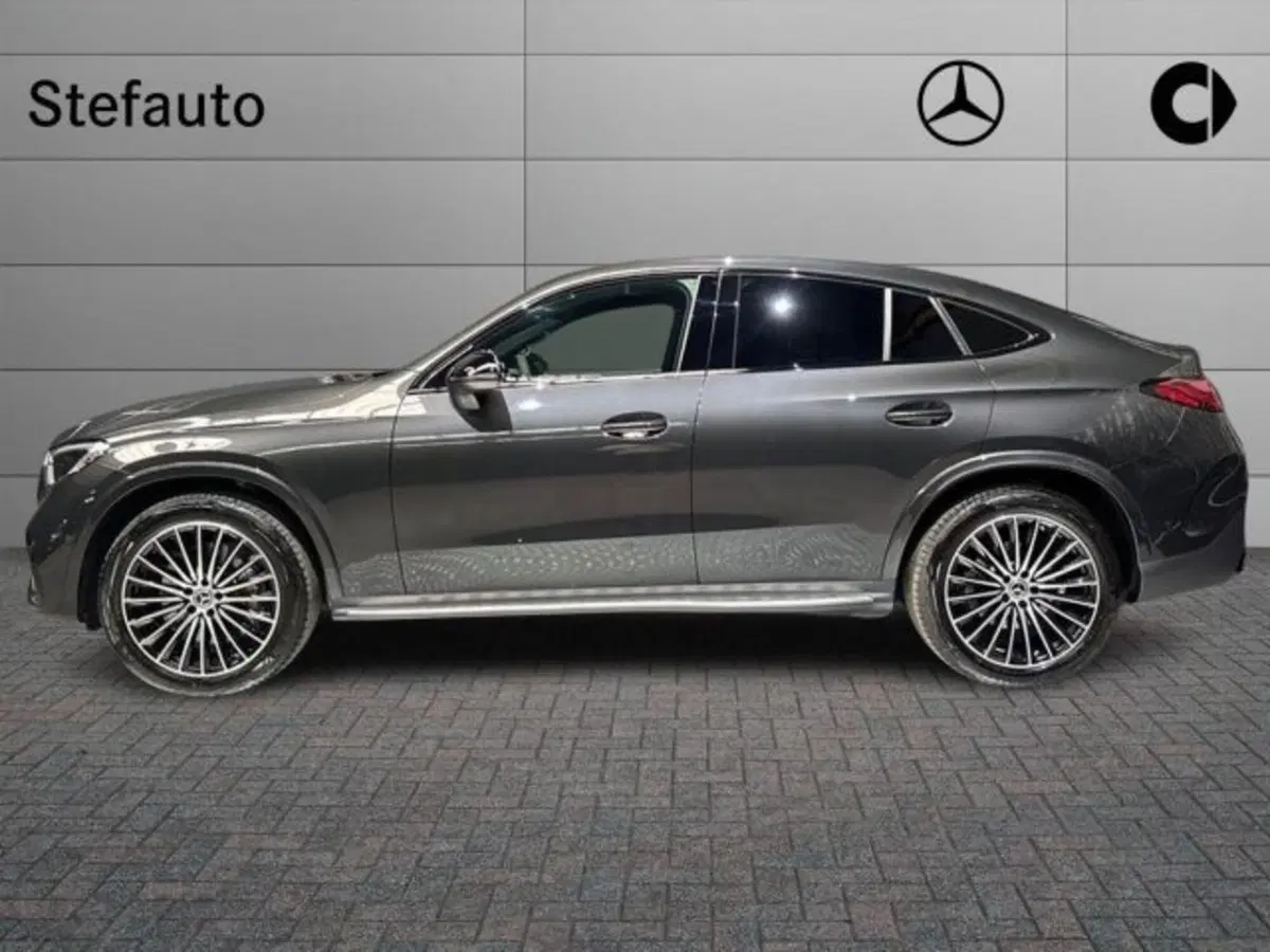 Mercedes-Benz GLC nuova a Bologna (3)