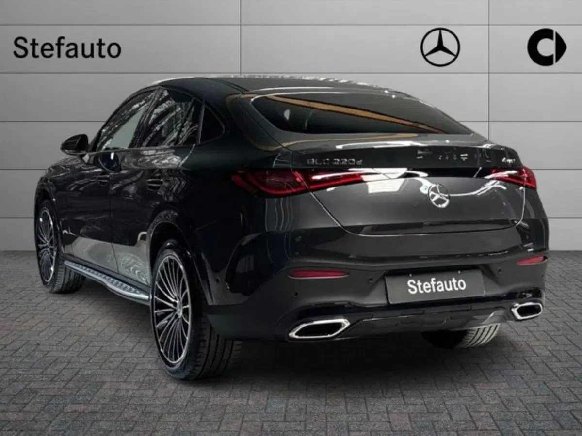Mercedes-Benz GLC nuova a Bologna (5)
