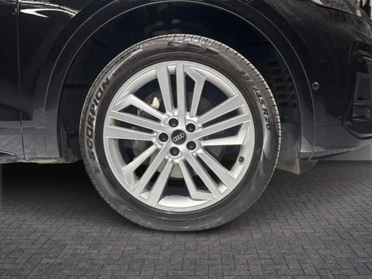 Audi Q5 Sportback usata a Bologna (8)