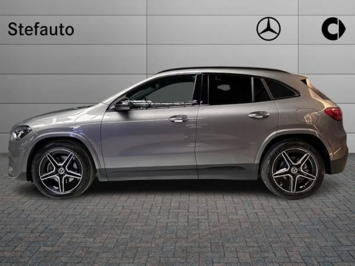 Mercedes-Benz GLA SUV nuova a Bologna (3)
