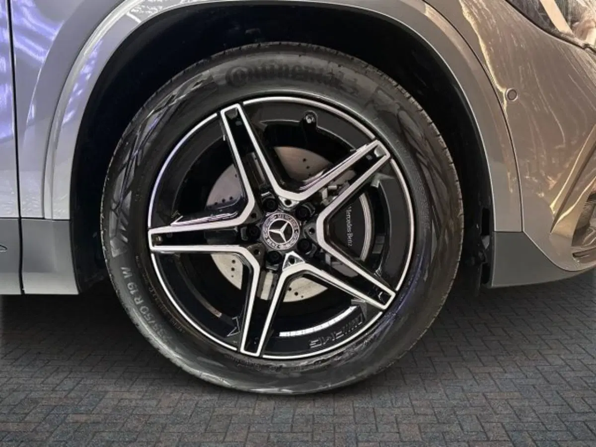 Mercedes-Benz GLA SUV nuova a Bologna (8)