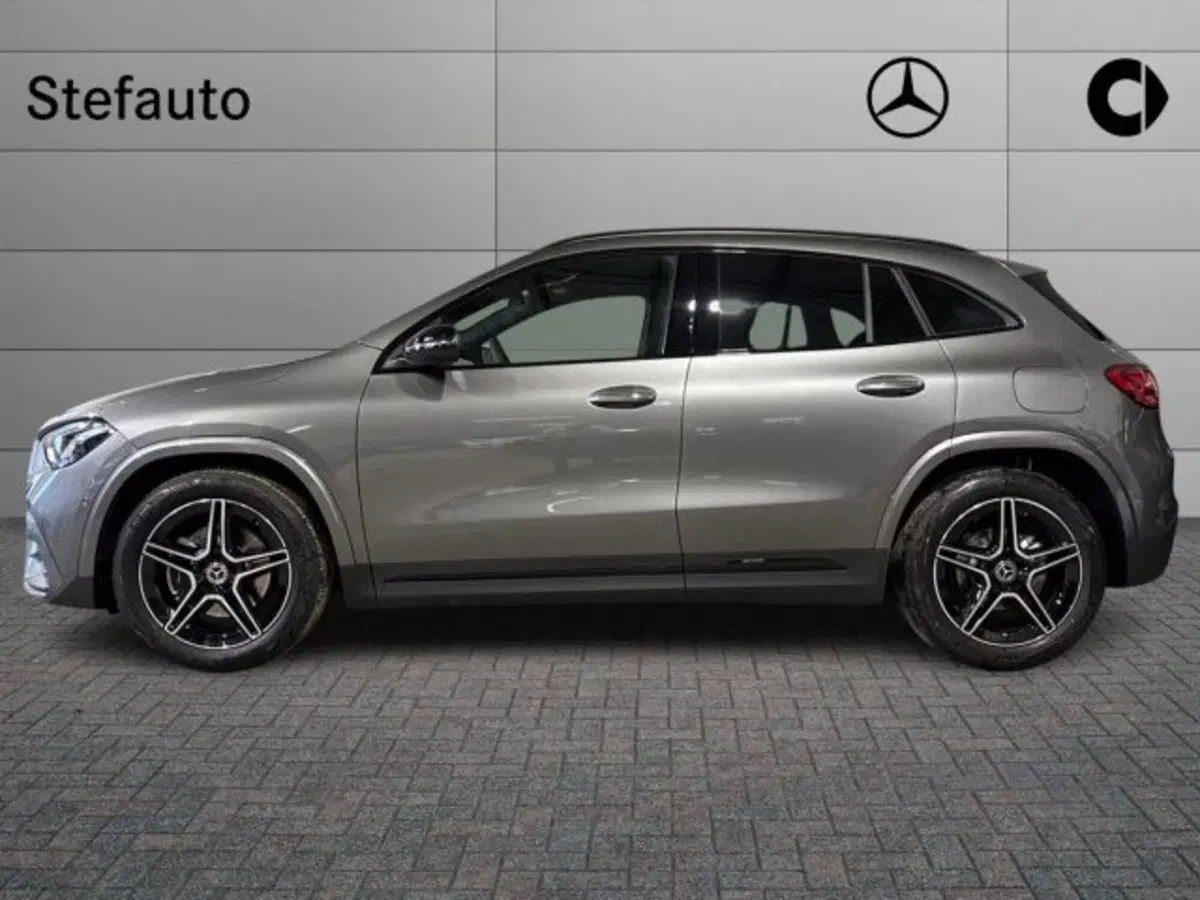 Mercedes-Benz GLA SUV nuova a Bologna (3)