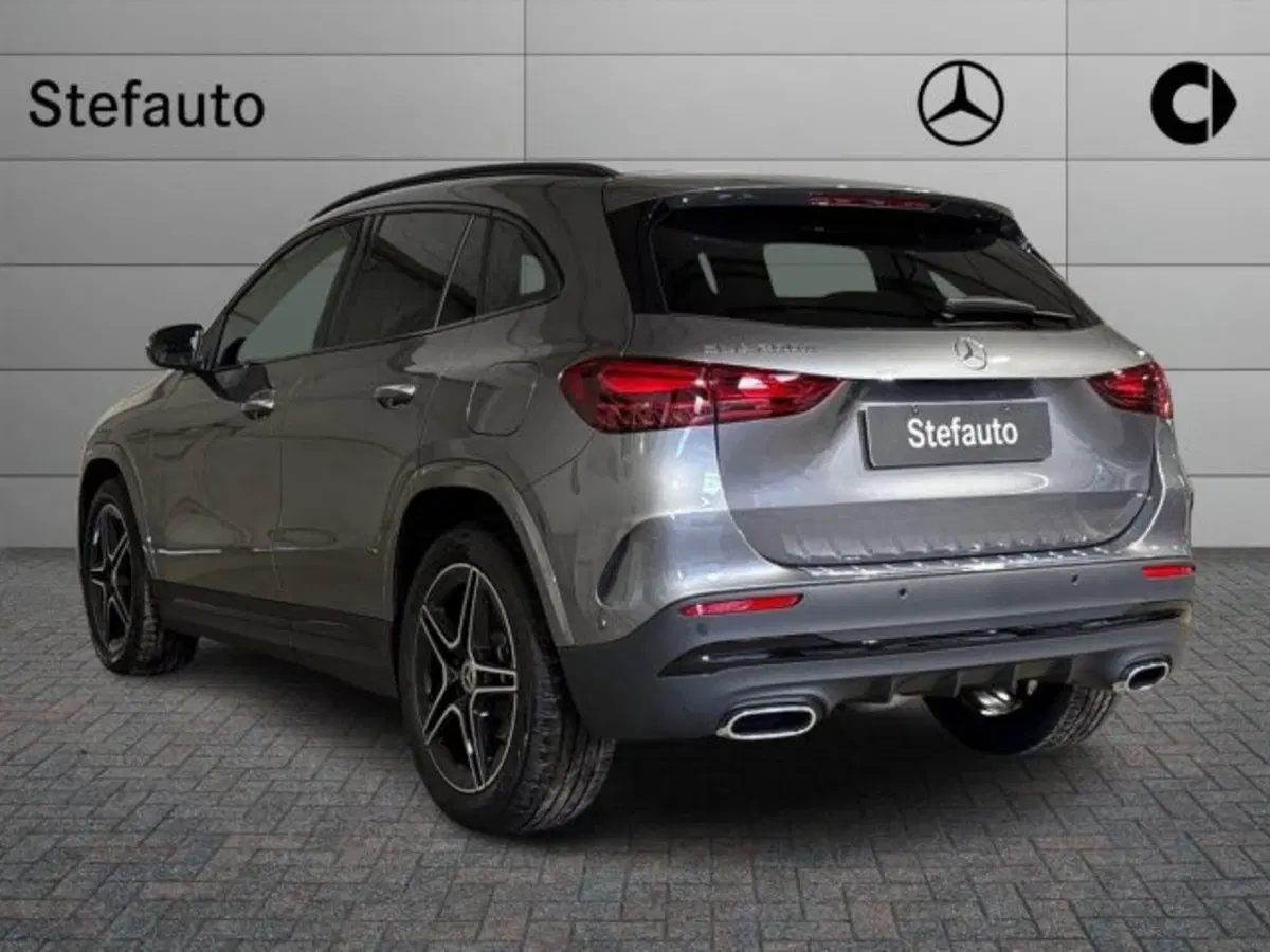 Mercedes-Benz GLA SUV nuova a Bologna (5)