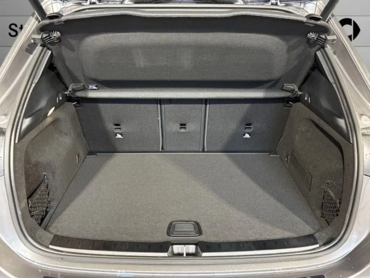 Mercedes-Benz GLA SUV nuova a Bologna (7)