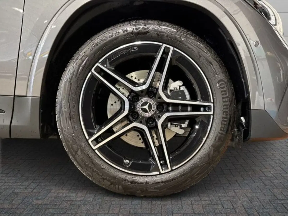 Mercedes-Benz GLA SUV nuova a Bologna (8)