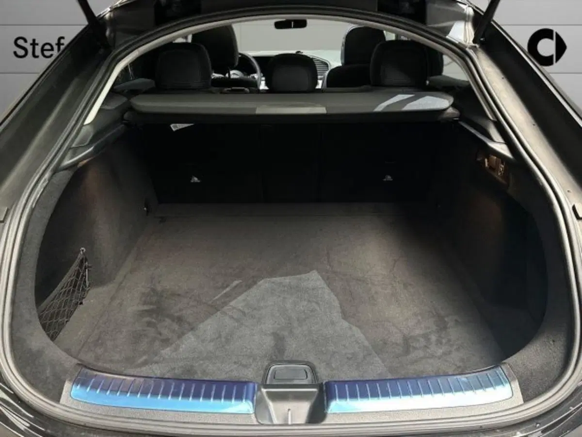 Mercedes-Benz GLE SUV nuova a Bologna (7)