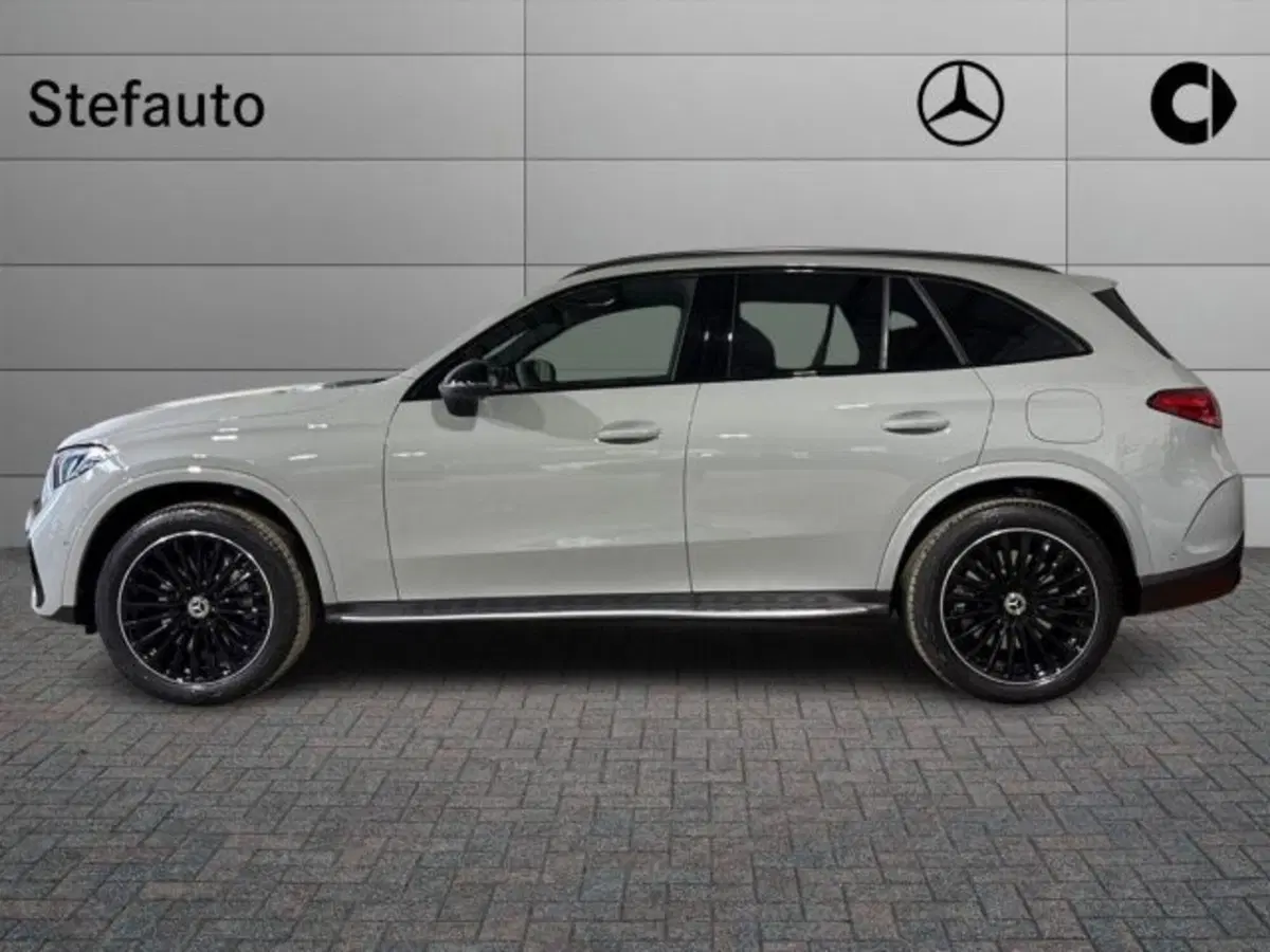 Mercedes-Benz GLC nuova a Bologna (3)