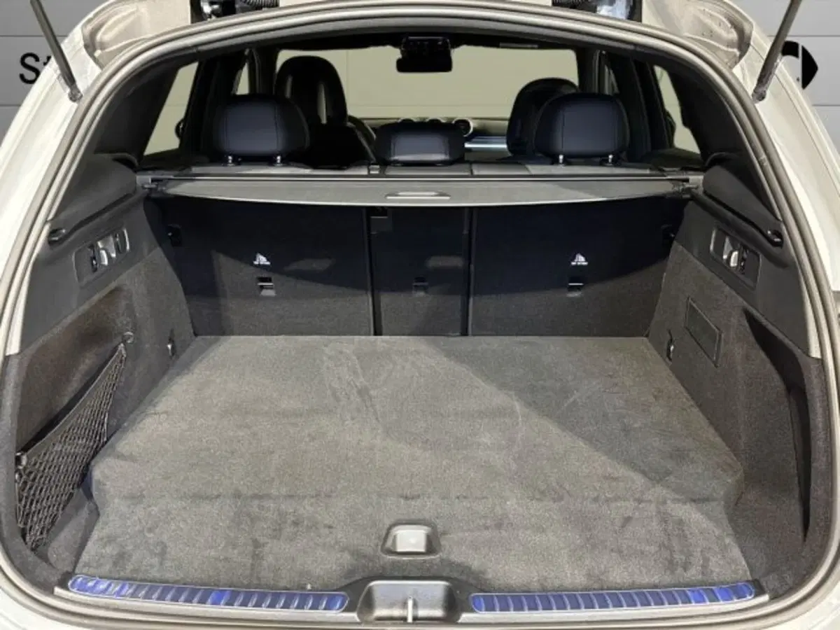 Mercedes-Benz GLC nuova a Bologna (7)