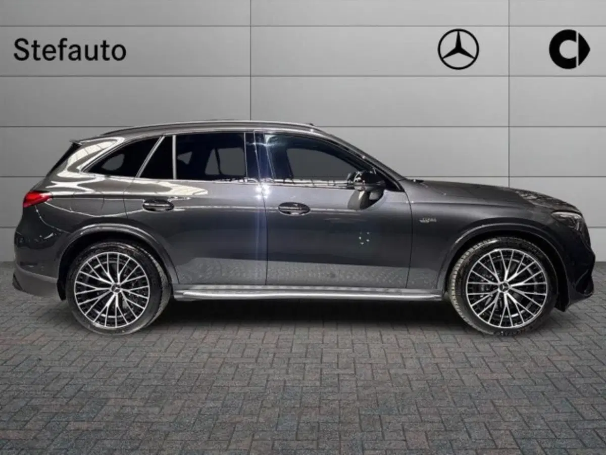 Mercedes-Benz GLC SUV nuova a Bologna (2)