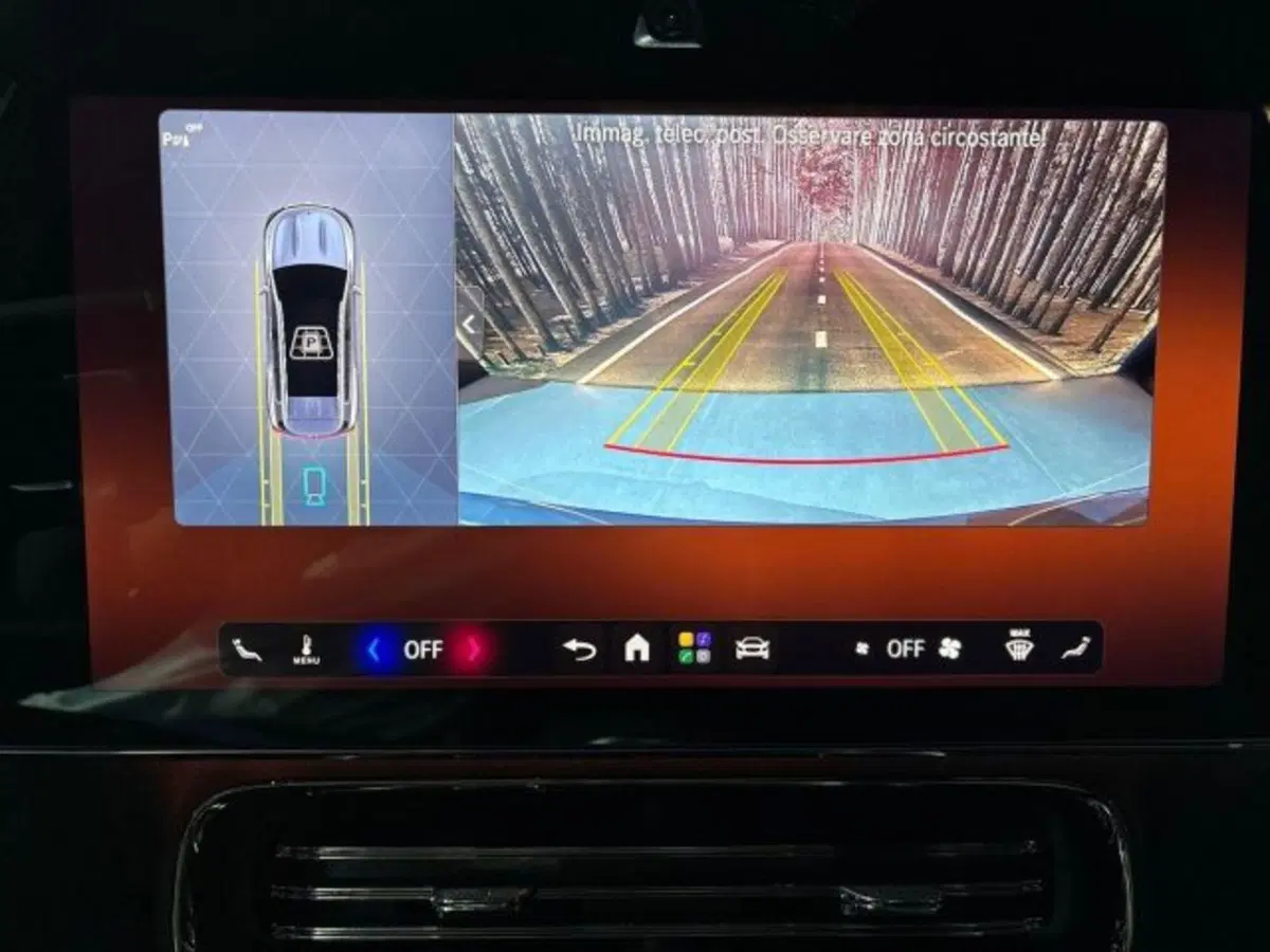 Mercedes-Benz GLB EQ nuova a Bologna (12)