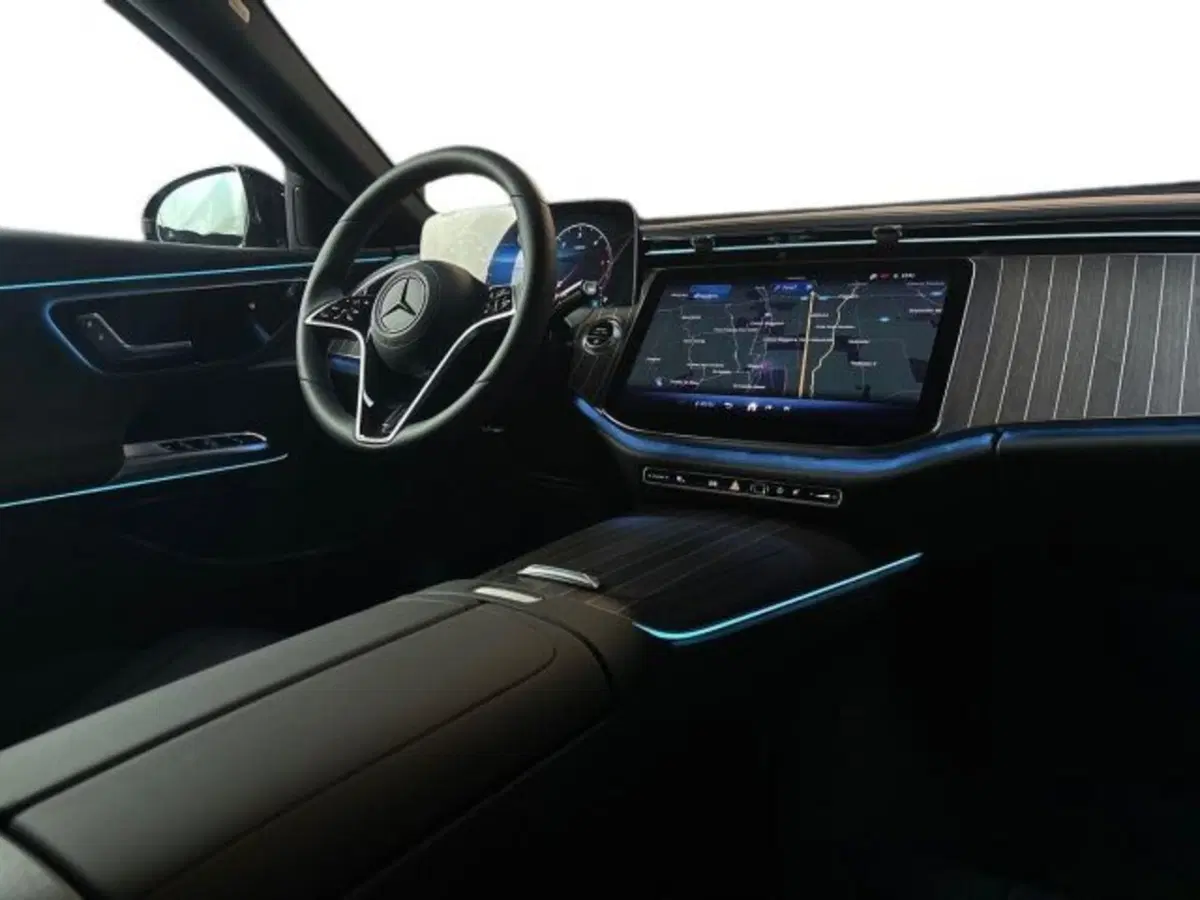 Mercedes-Benz Classe E Station Wagon nuova a Bologna (15)