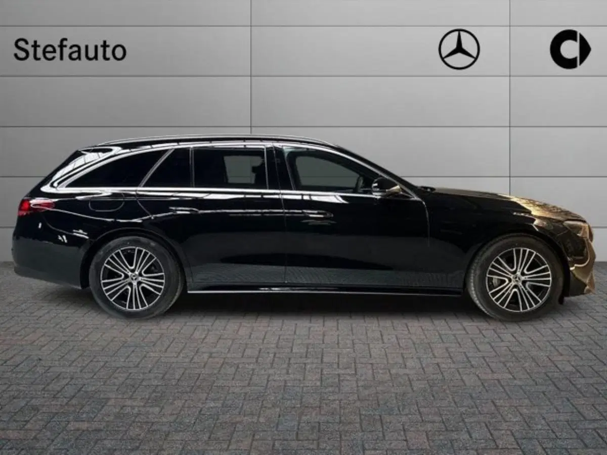 Mercedes-Benz Classe E Station Wagon nuova a Bologna (2)