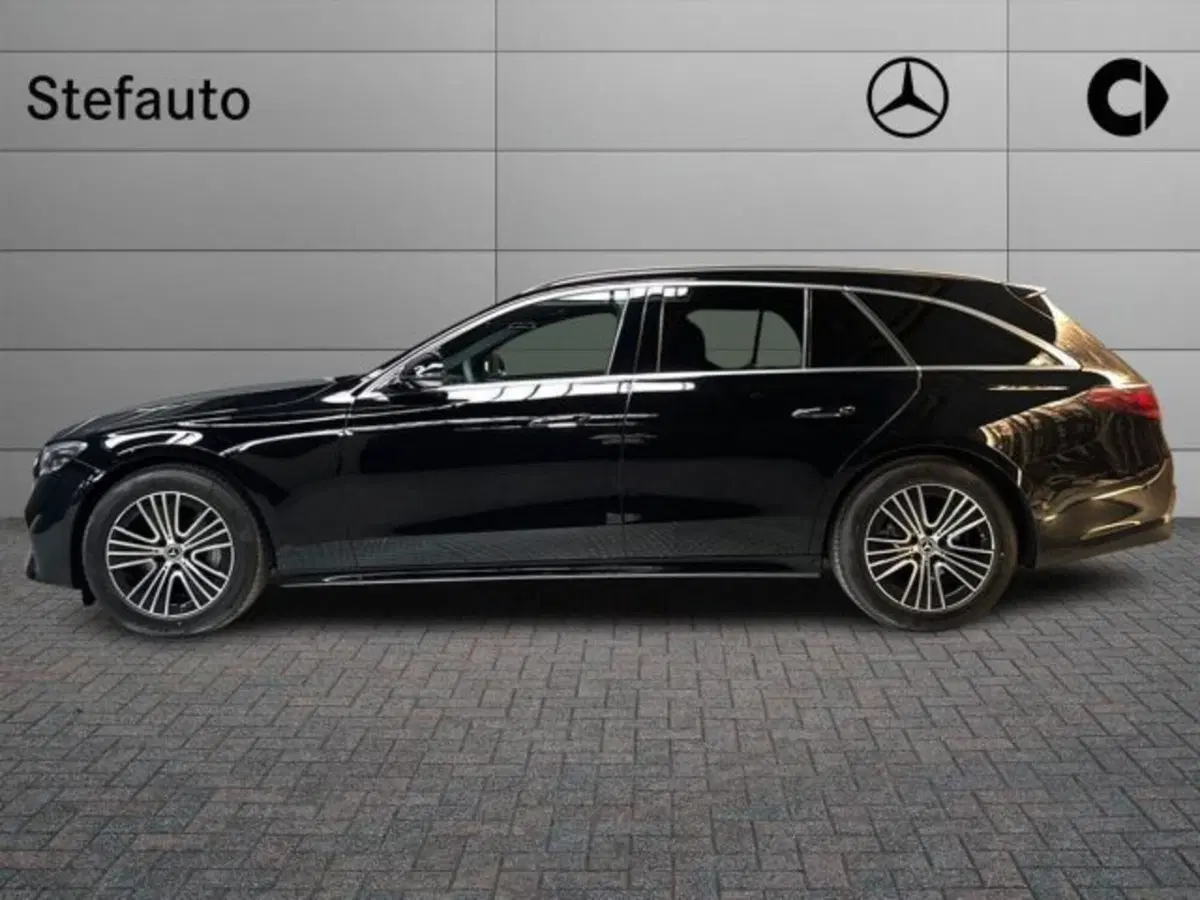 Mercedes-Benz Classe E Station Wagon nuova a Bologna (3)