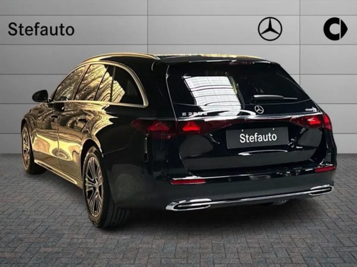 Mercedes-Benz Classe E Station Wagon nuova a Bologna (5)