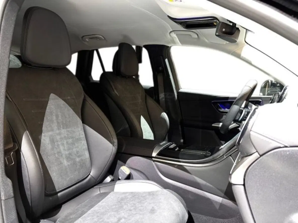 Mercedes-Benz GLC nuova a Bologna (16)