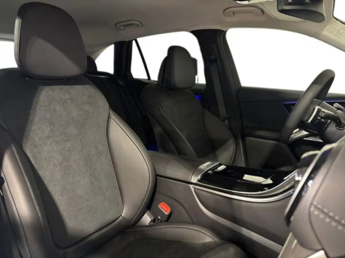 Mercedes-Benz GLC nuova a Bologna (16)