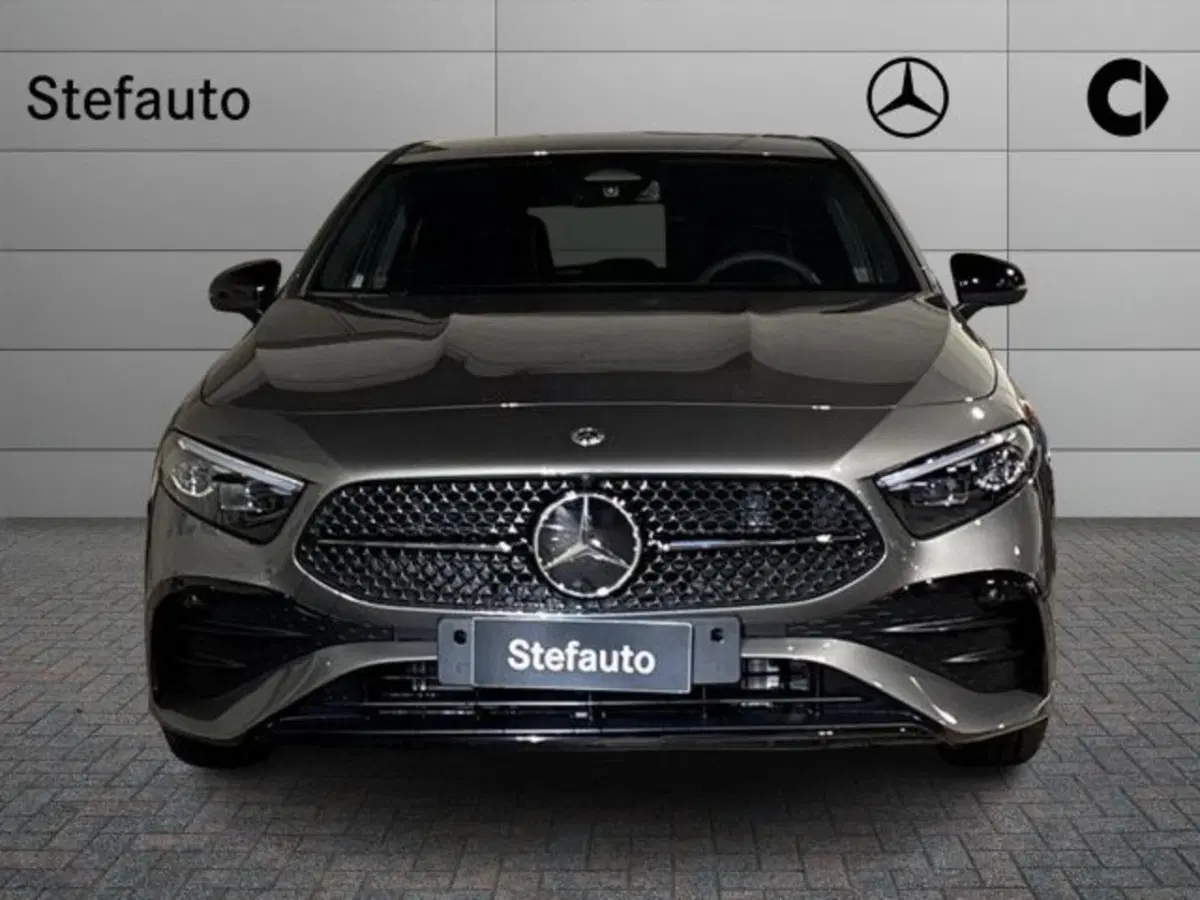 Mercedes-Benz Classe A nuova a Bologna (4)