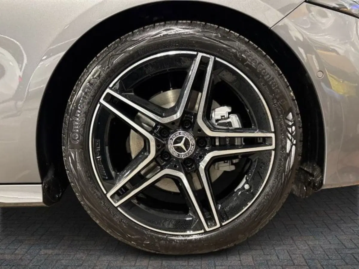 Mercedes-Benz Classe A nuova a Bologna (8)