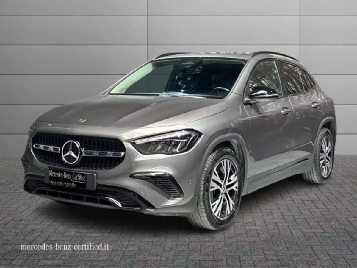 Mercedes-Benz GLA SUV usata a Bologna