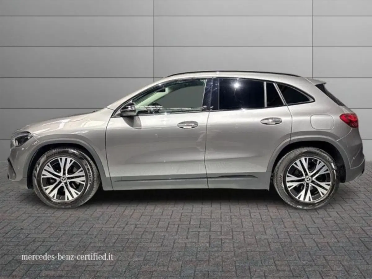 Mercedes-Benz GLA SUV usata a Bologna (6)