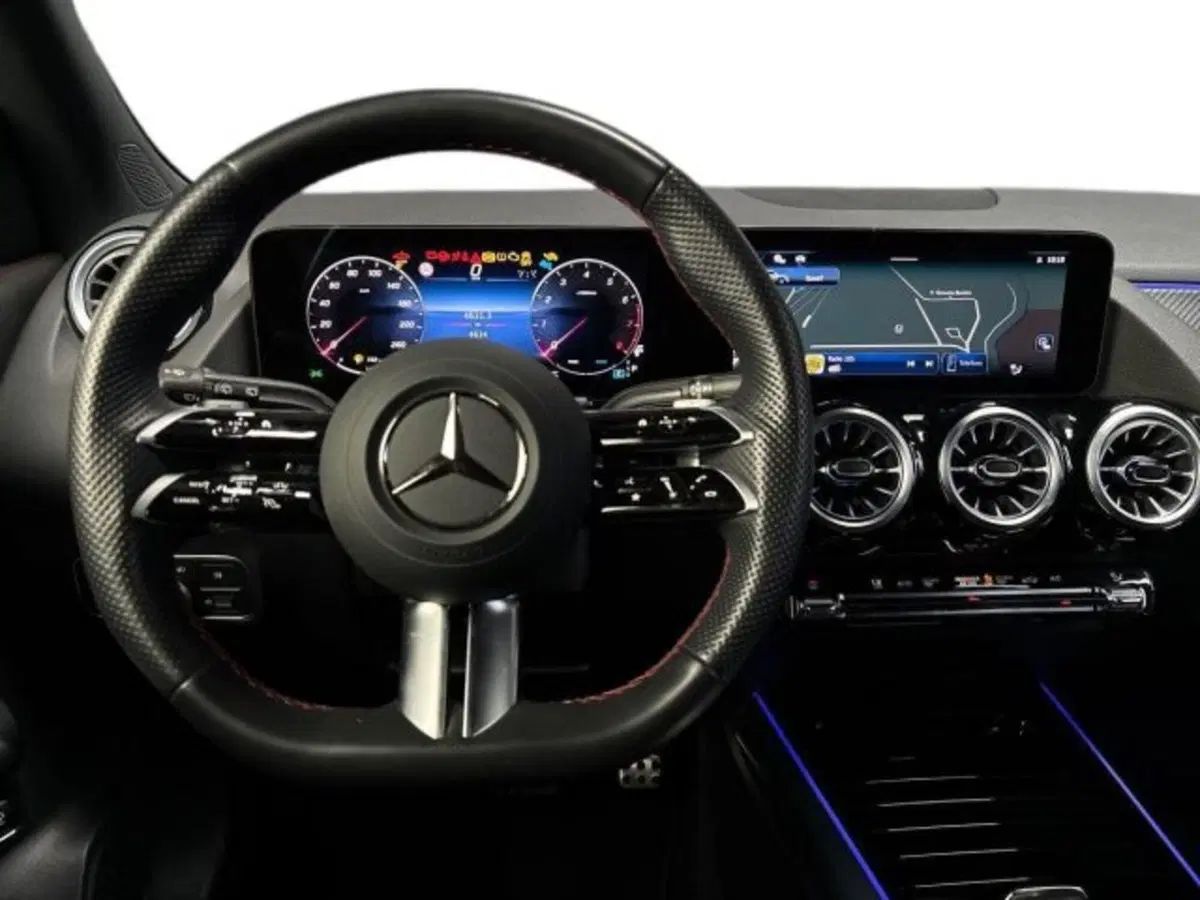 Mercedes-Benz GLA SUV usata a Bologna (11)